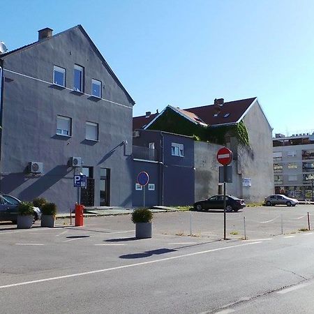 Hostel Levicki Slavonski Brod Exterior foto